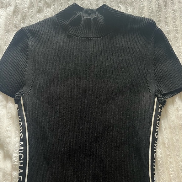 Michael Kors Mock Neck dress - Picture 2 of 5